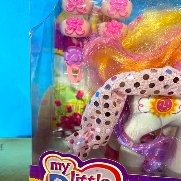 MY LITTLE PONY G3 NWT VTG 2003 FRIENDSHIP BALL DRESS-UP EVENINGWEAR SUNNY DAZE - Picture 6 of 16